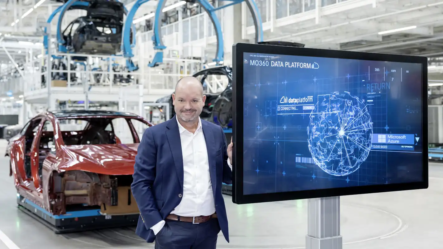 Mercedes-Benz And Microsoft Collaborate To Boost Efficiency, Resilience And Sustainability In Car Production