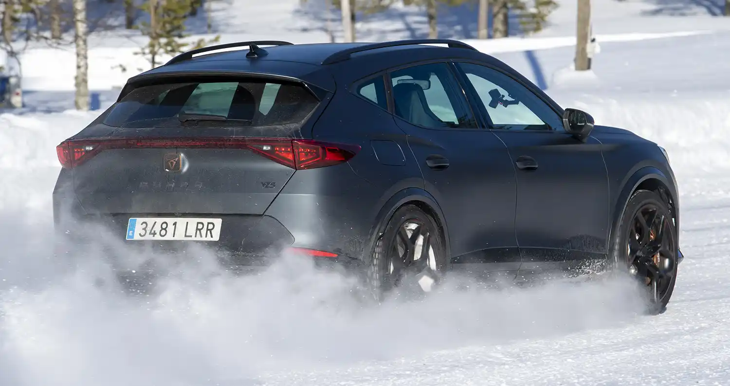 2022 Cupra Formentor VZ Sounds Like an ICE-Powered Fridge, Still Goes Like  Stink - autoevolution