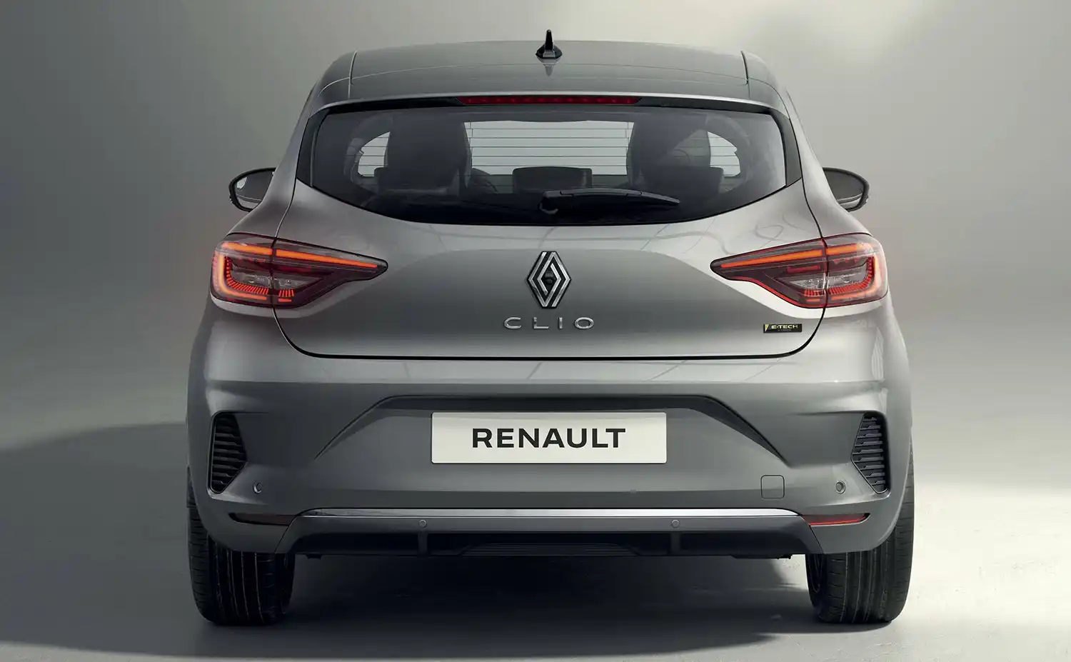 Renault Clio E-Tech 2023 first drive