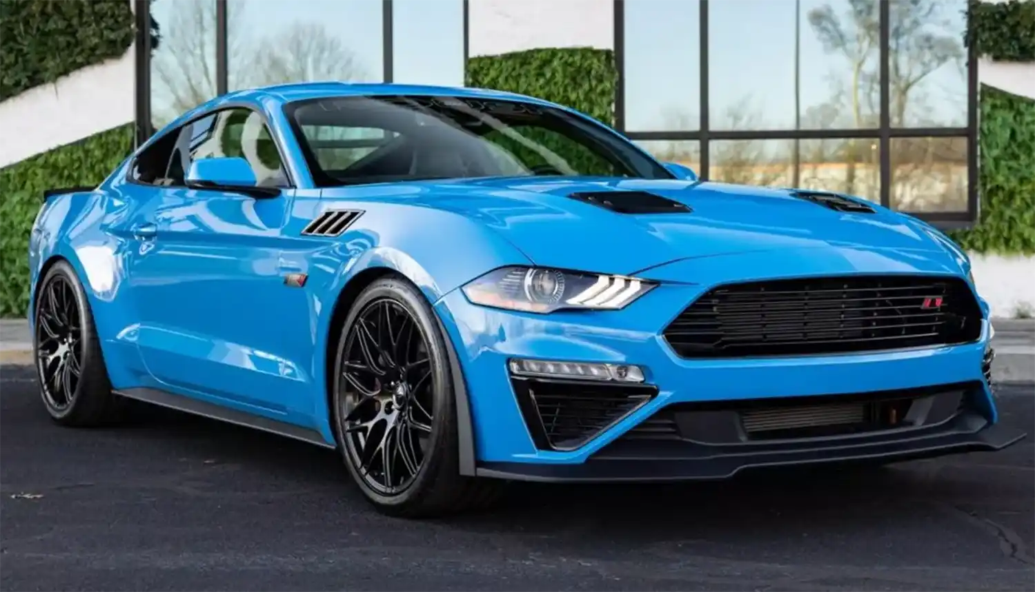 Roush Trakpak Mustang (2023) | Wheelz.me-English