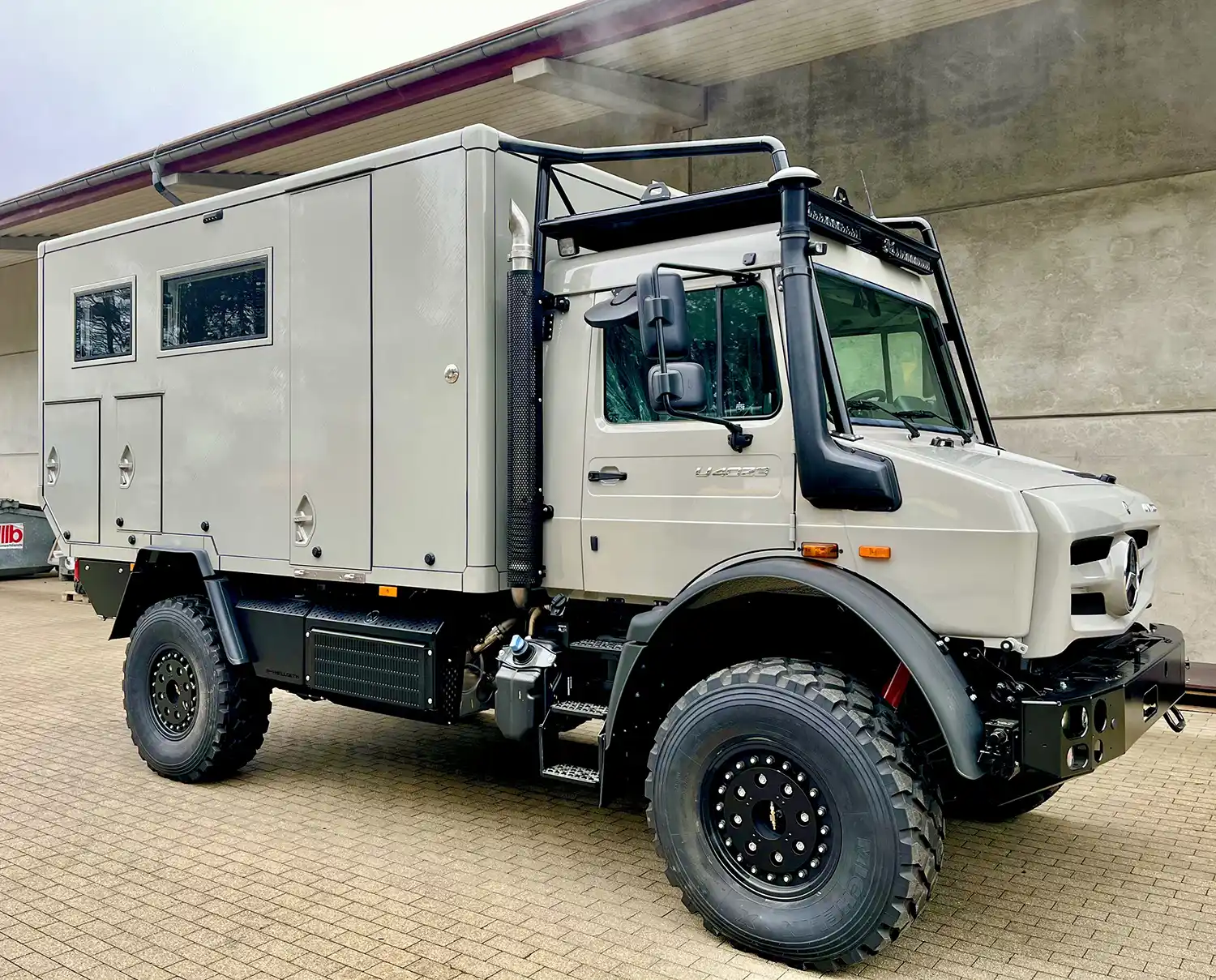 One like no other: Four Unimog models show the diversity of expedition  vehicles at the Abenteuer & Allrad trade fair 2023