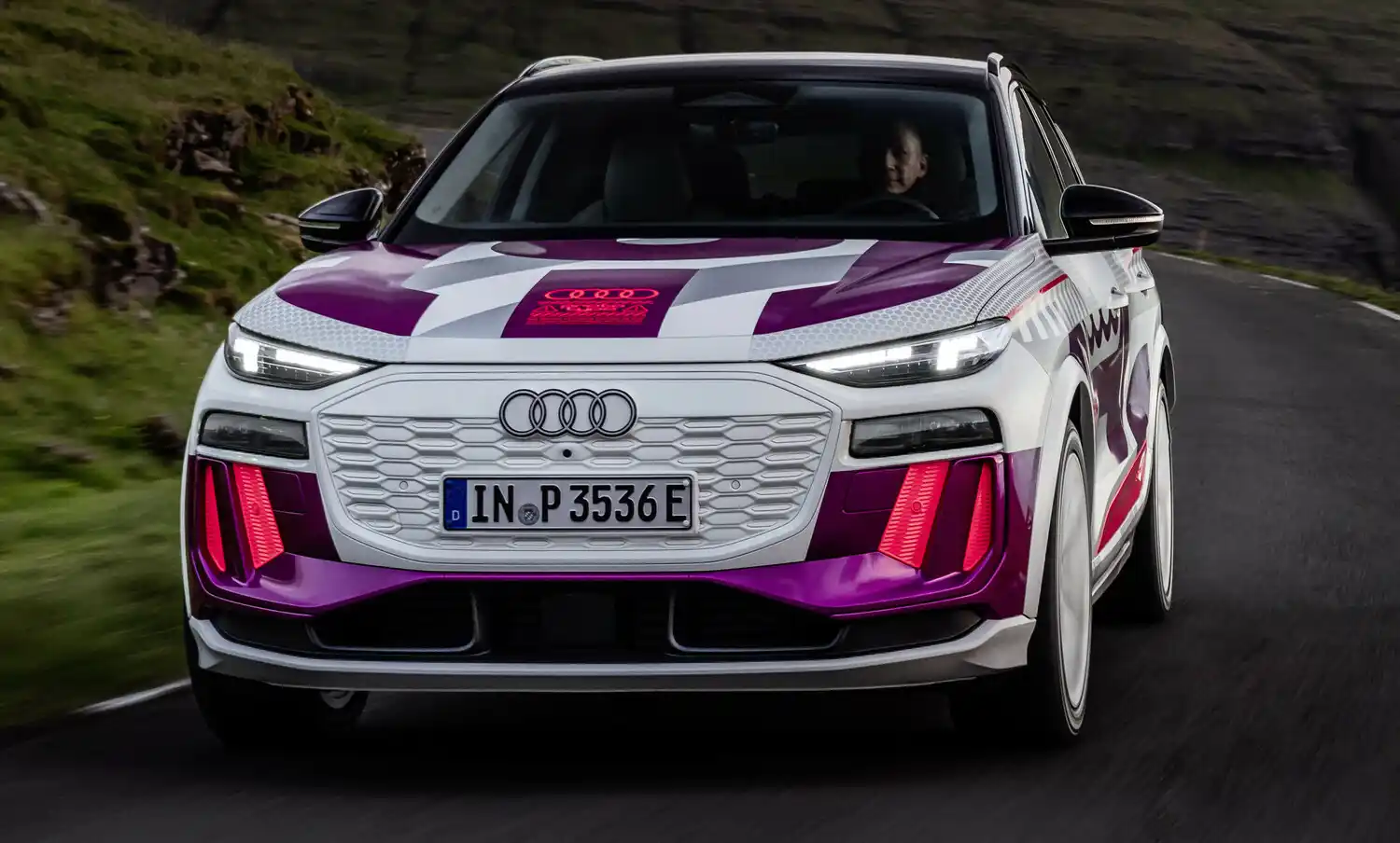 The Audi Q6 E-Tron With Second-Generation Digital OLED Technology | EN ...