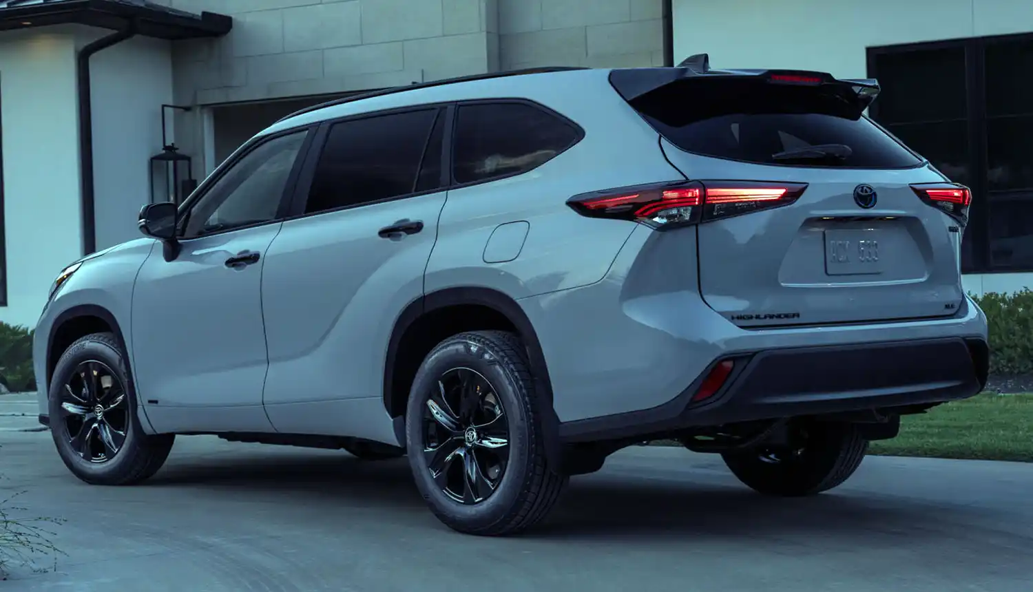 Toyota Highlander (2024) EN.WHEELZ.ME