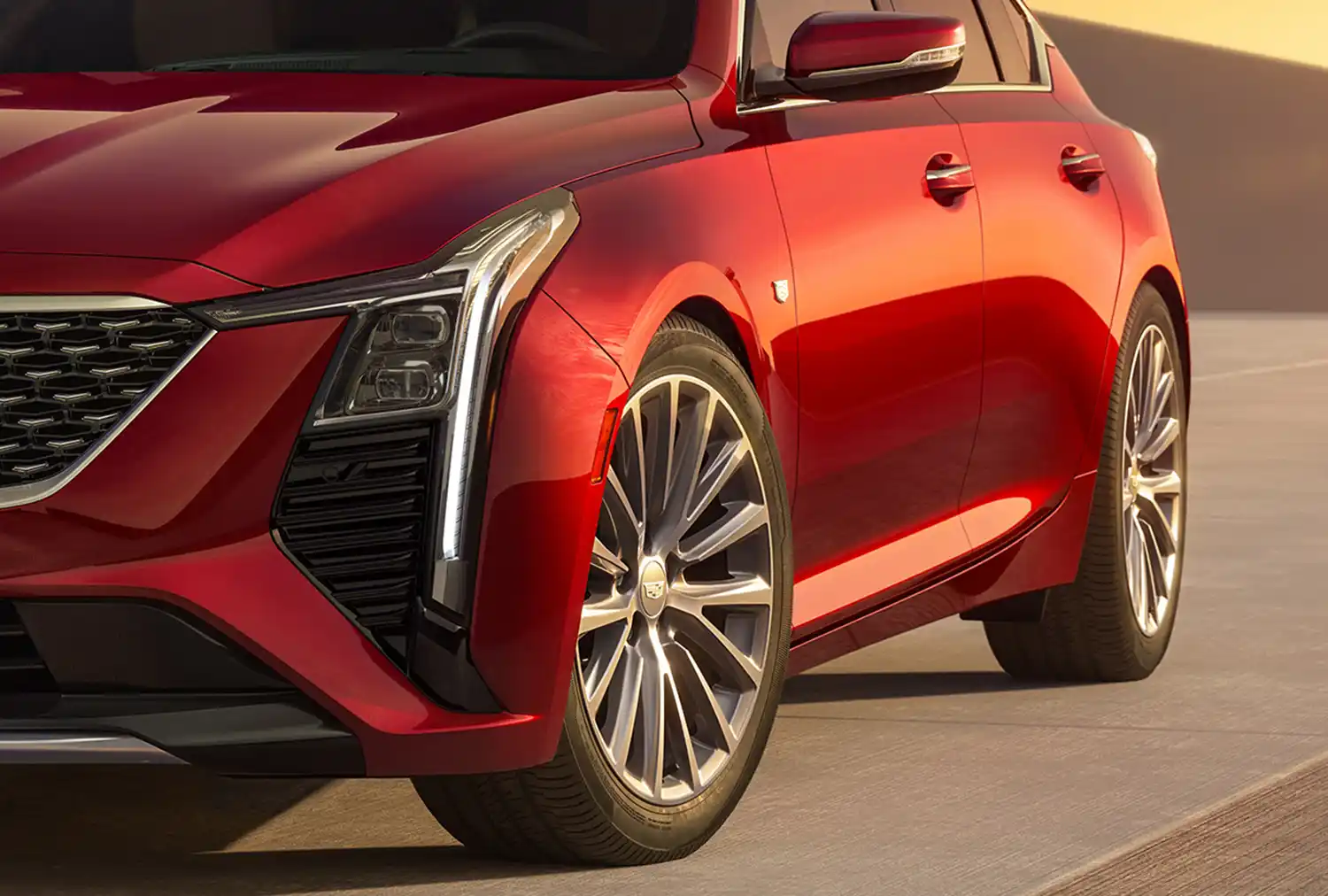 Cadillac CT5 (2025) news site